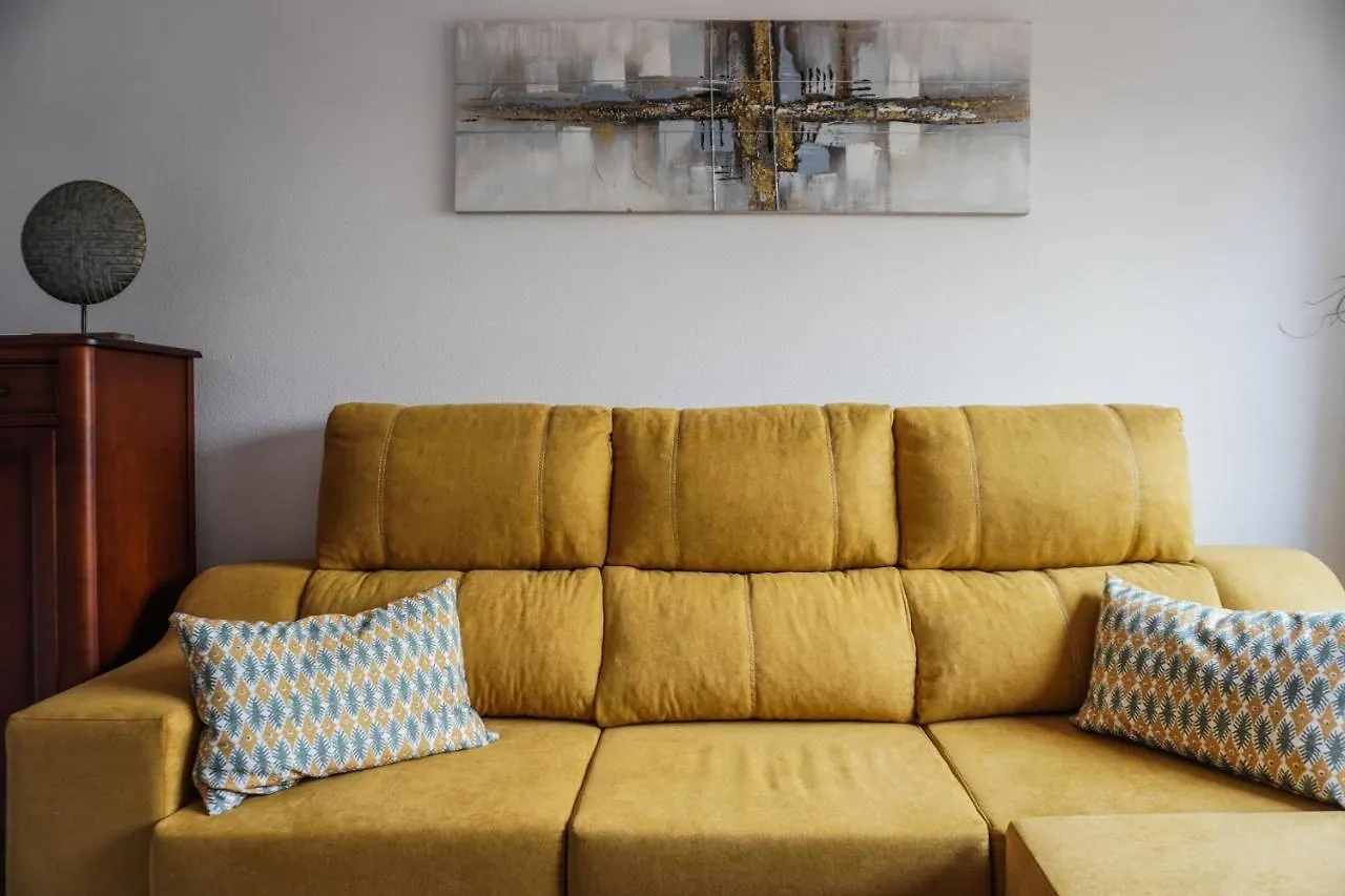 Bright House With Working Space Ελ Μέντανο 0*,  Ισπανία