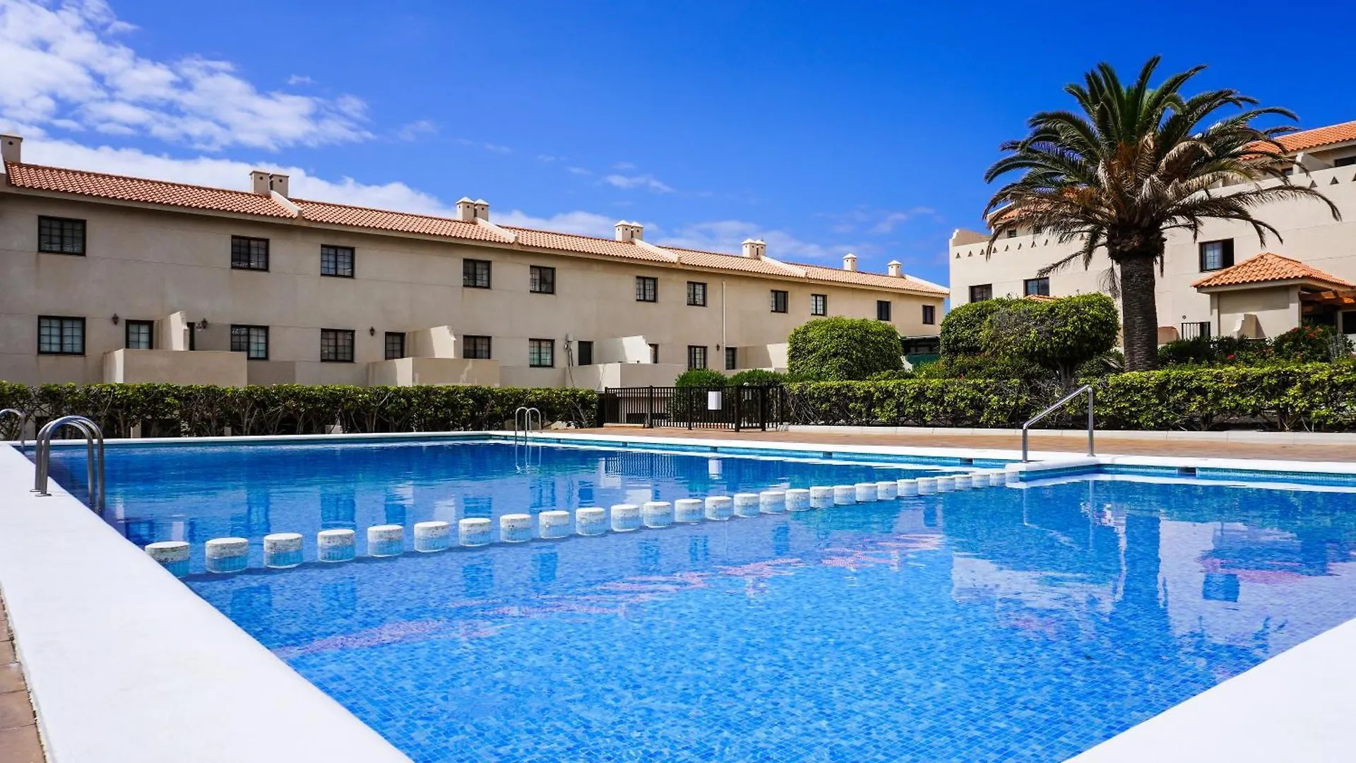 Διαμέρισμα Bright House With Working Space Ελ Μέντανο